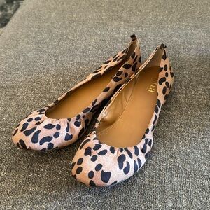 a.n.a. A New Approach Cheetah Flats women’s size 7.5